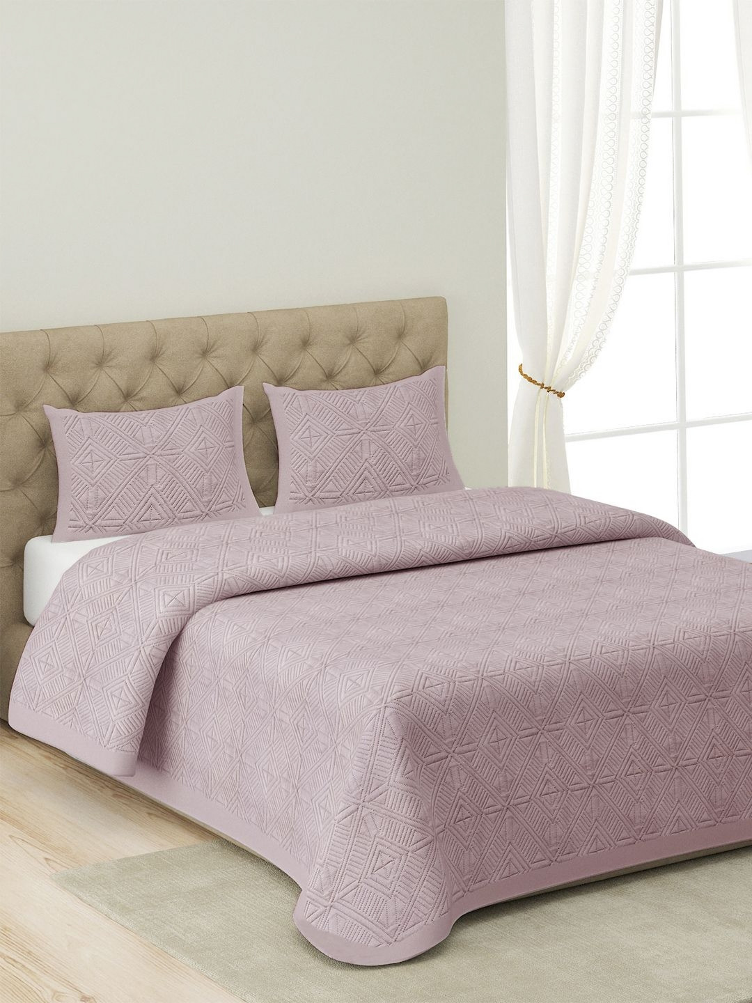 

SWAYAM Pink Self Designed 180-249 GSM Double Bed King Cover Set