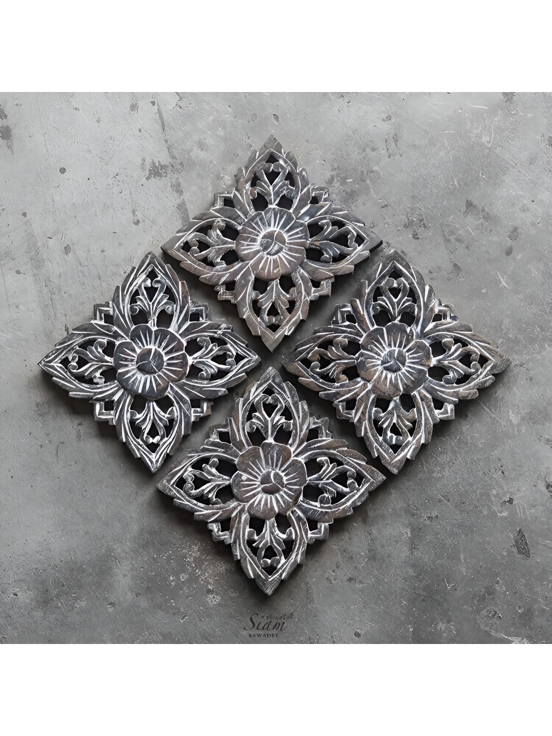 

VAS collection home Pack Of 4 Black Textured Wood Wall Plates