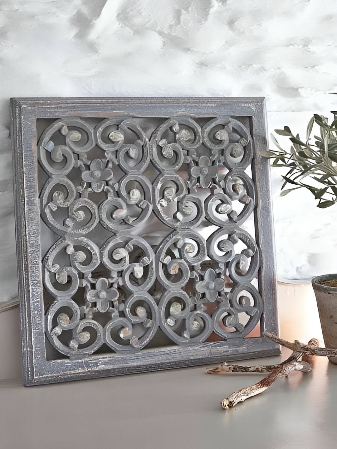 VAS collection home Grey Textured Wooden Wall Plate