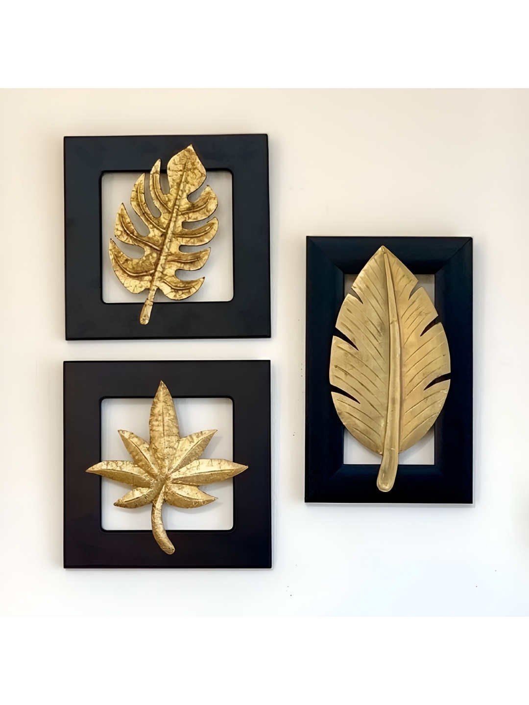 

VAS collection home Black 3 Pieces Leaf Design Suare Wooden Wall Decor Plates