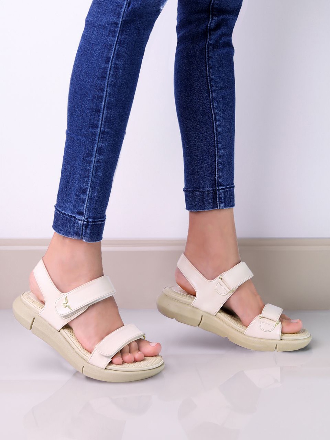 

Monrow PU Flatform Heel Sandals, Beige