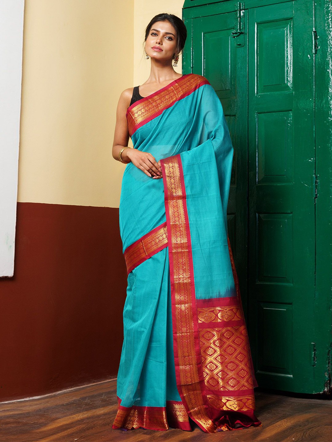 

Unnati Silks Zari Pure Cotton Handloom Gadwal Saree, Green