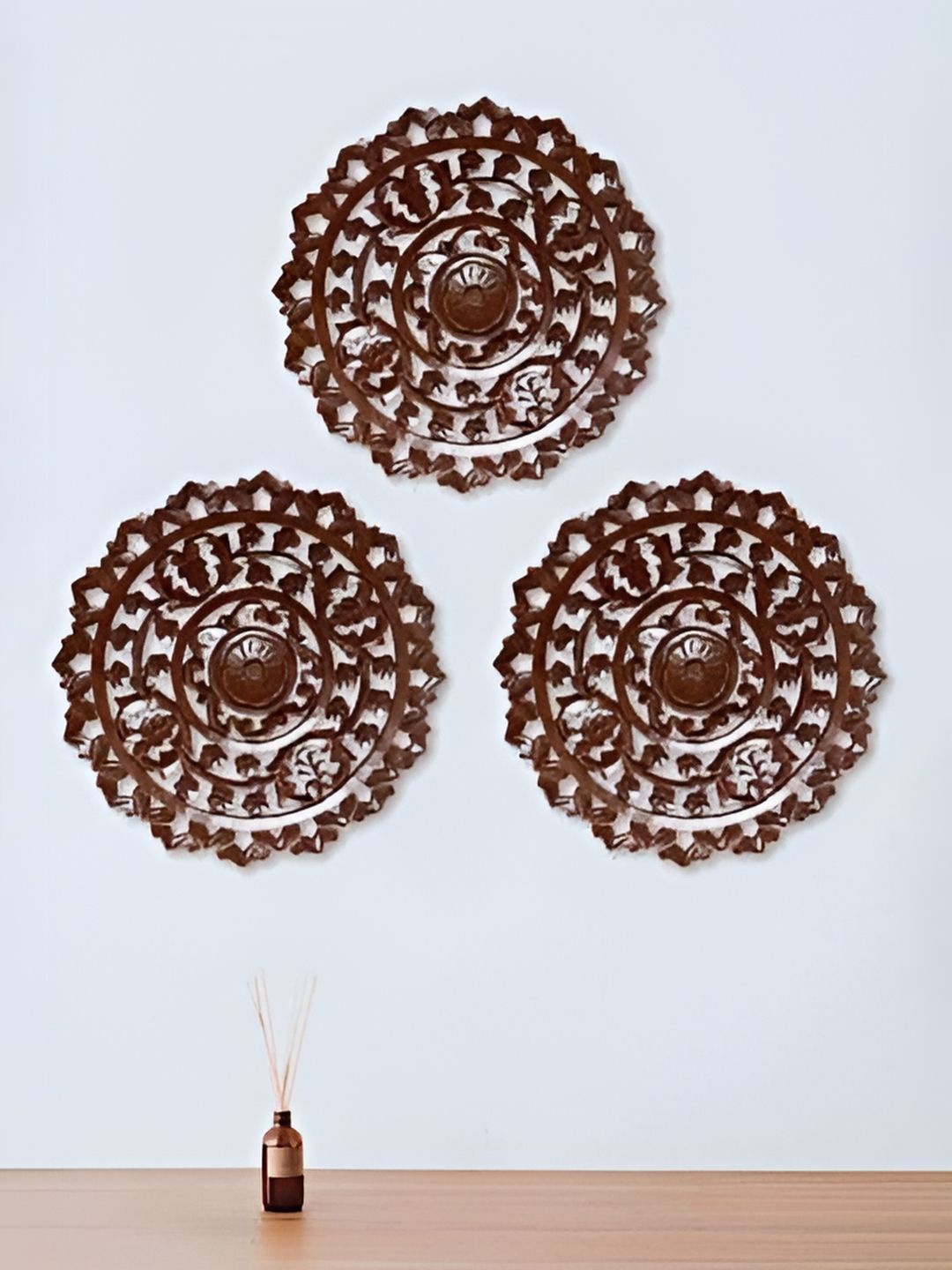 

VAS collection home Brown 3 Pieces Self Designed Round Shaped Wood Wall Decor Plates