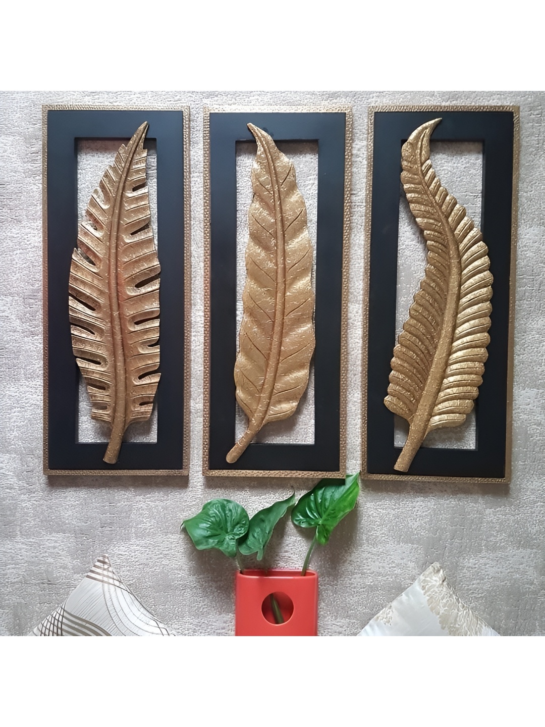 

VAS collection home 3Pcs Textured Leaf Design Wooden Wall Decor, Gold