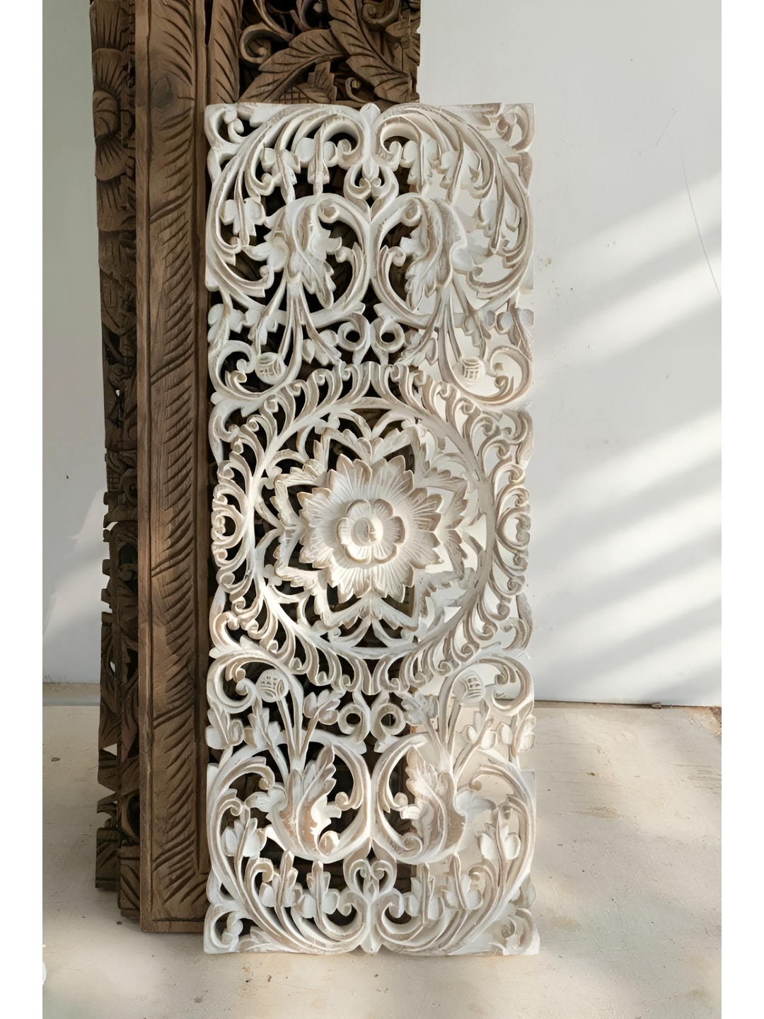 

VAS collection home White Textured Wooden Wall Decor Plate
