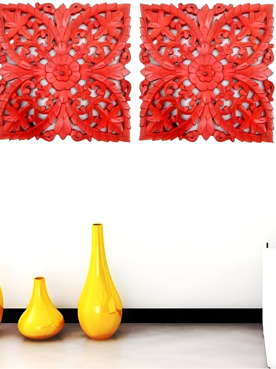 

VAS collection home Red 2 Pieces Textured Wooden Wall Decor Plate