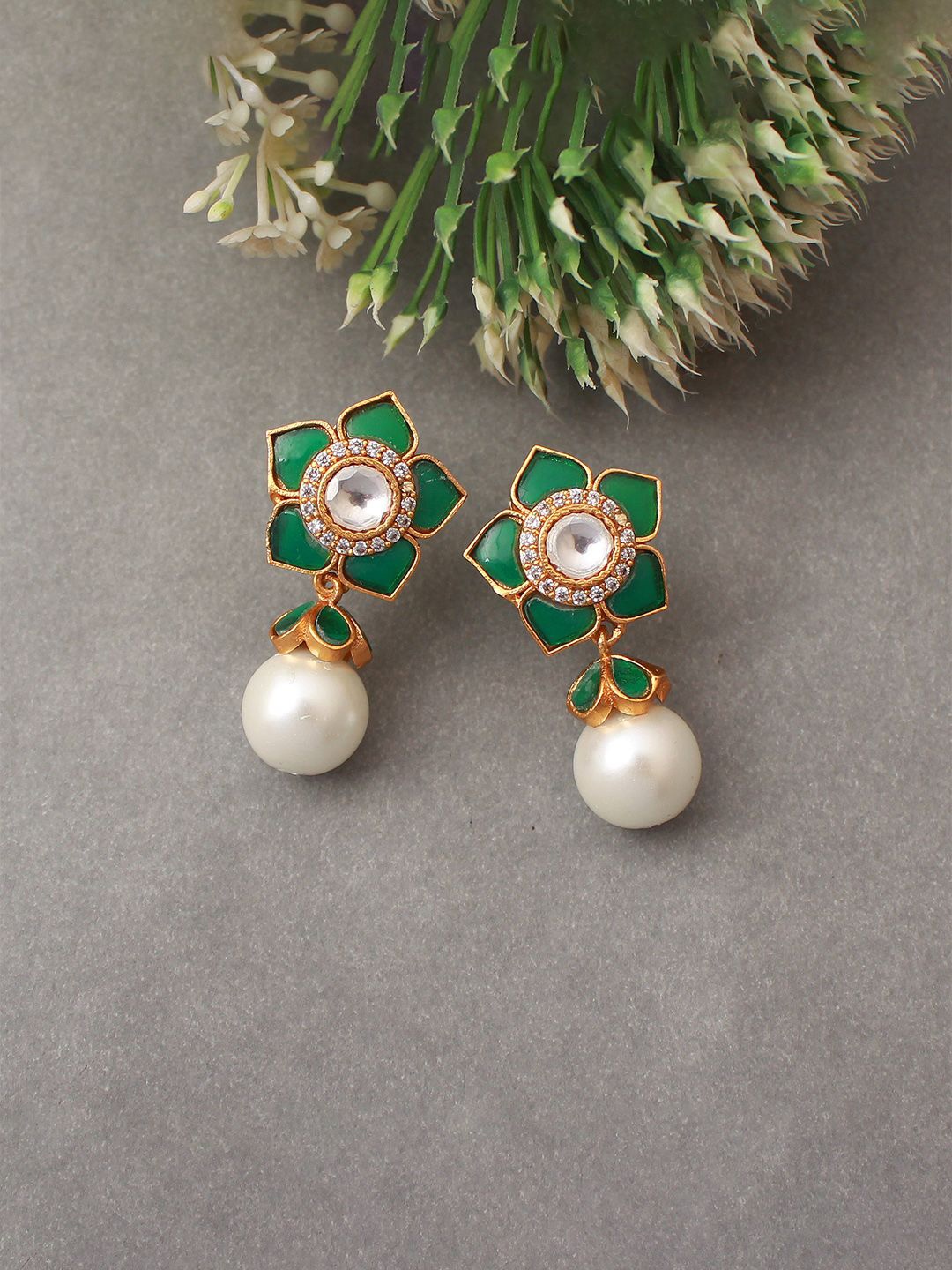 

Mirana Contemporary Studs Earrings, Green