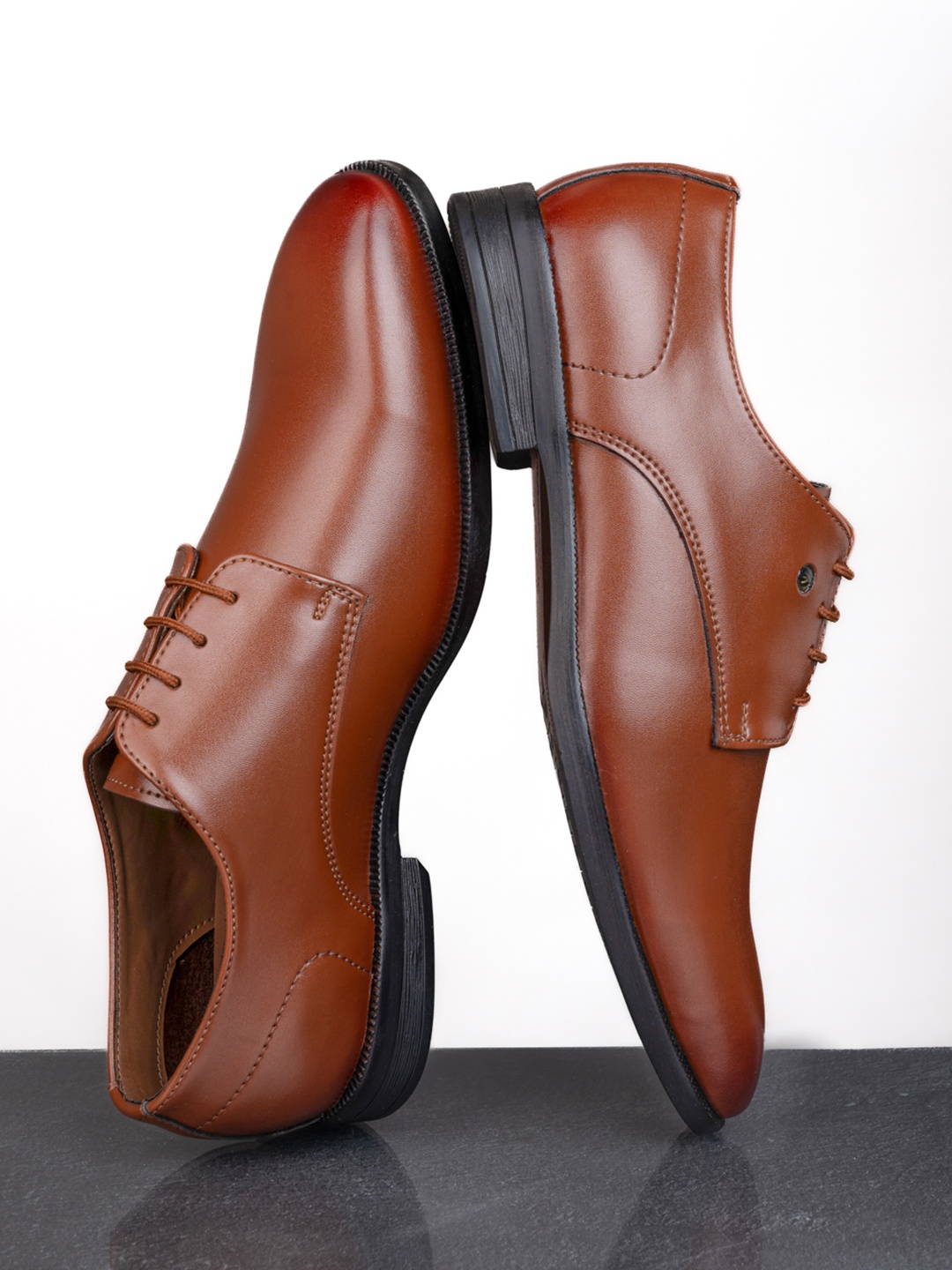 

Alberto Torresi Men Smooth Formal Derby shoes, Tan