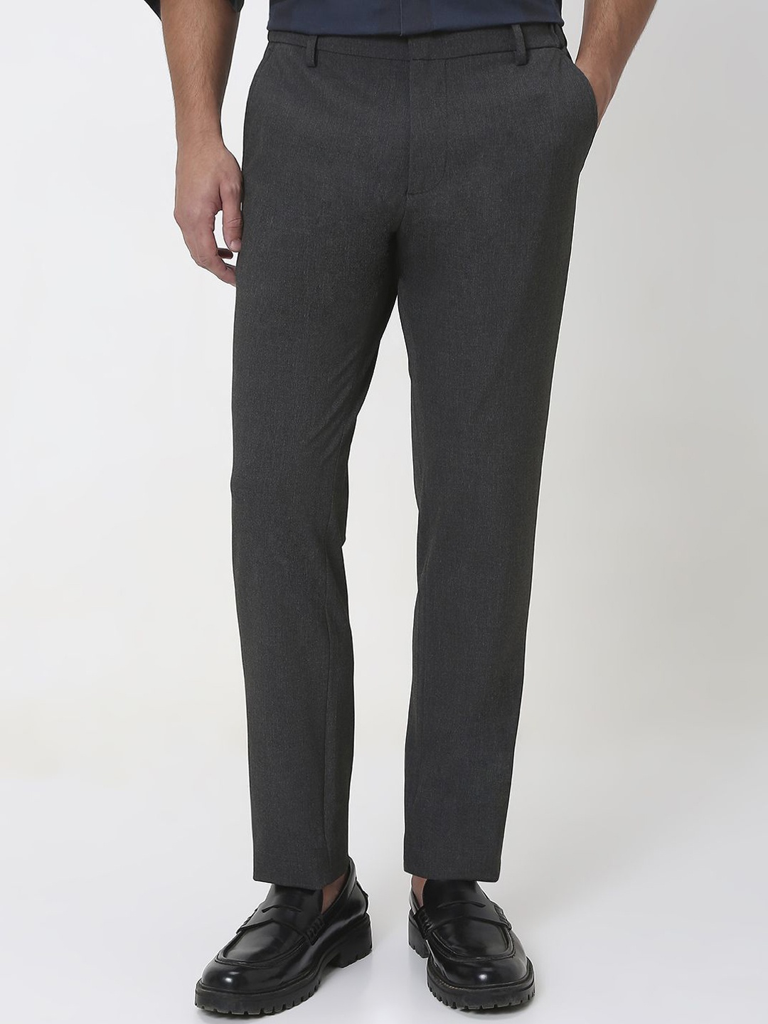 

Mufti Men Mid-Rise Slim Fit Trousers, Grey