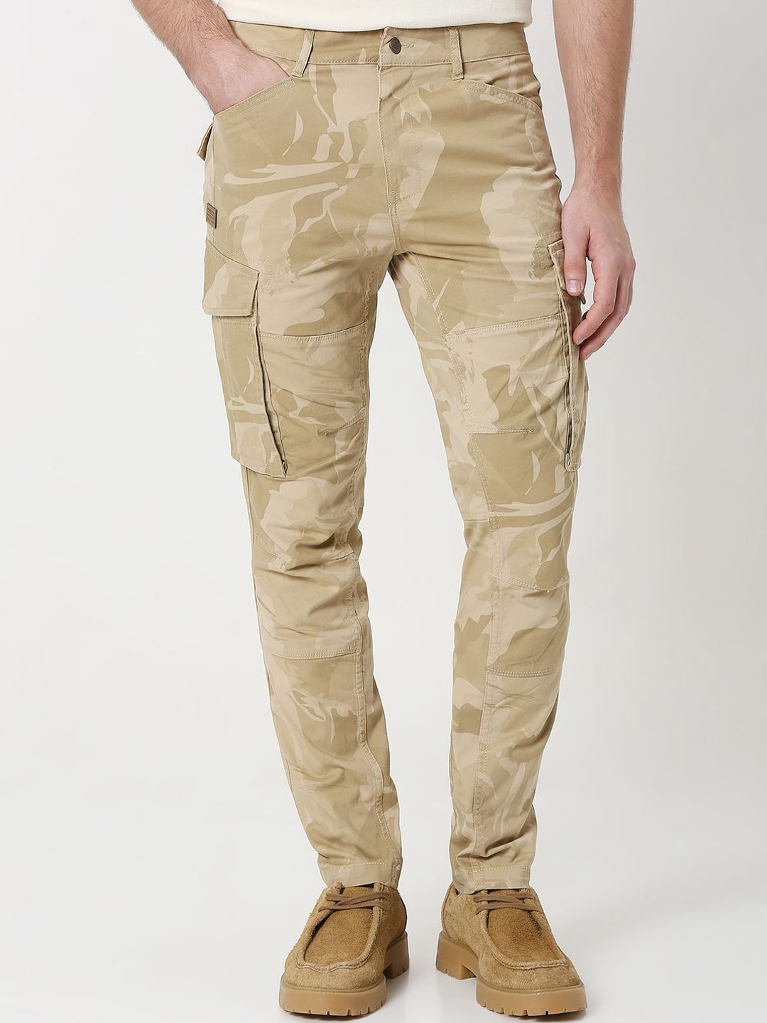 

Mufti Men Camouflage Printed Slim Fit Cargos Trousers, Khaki
