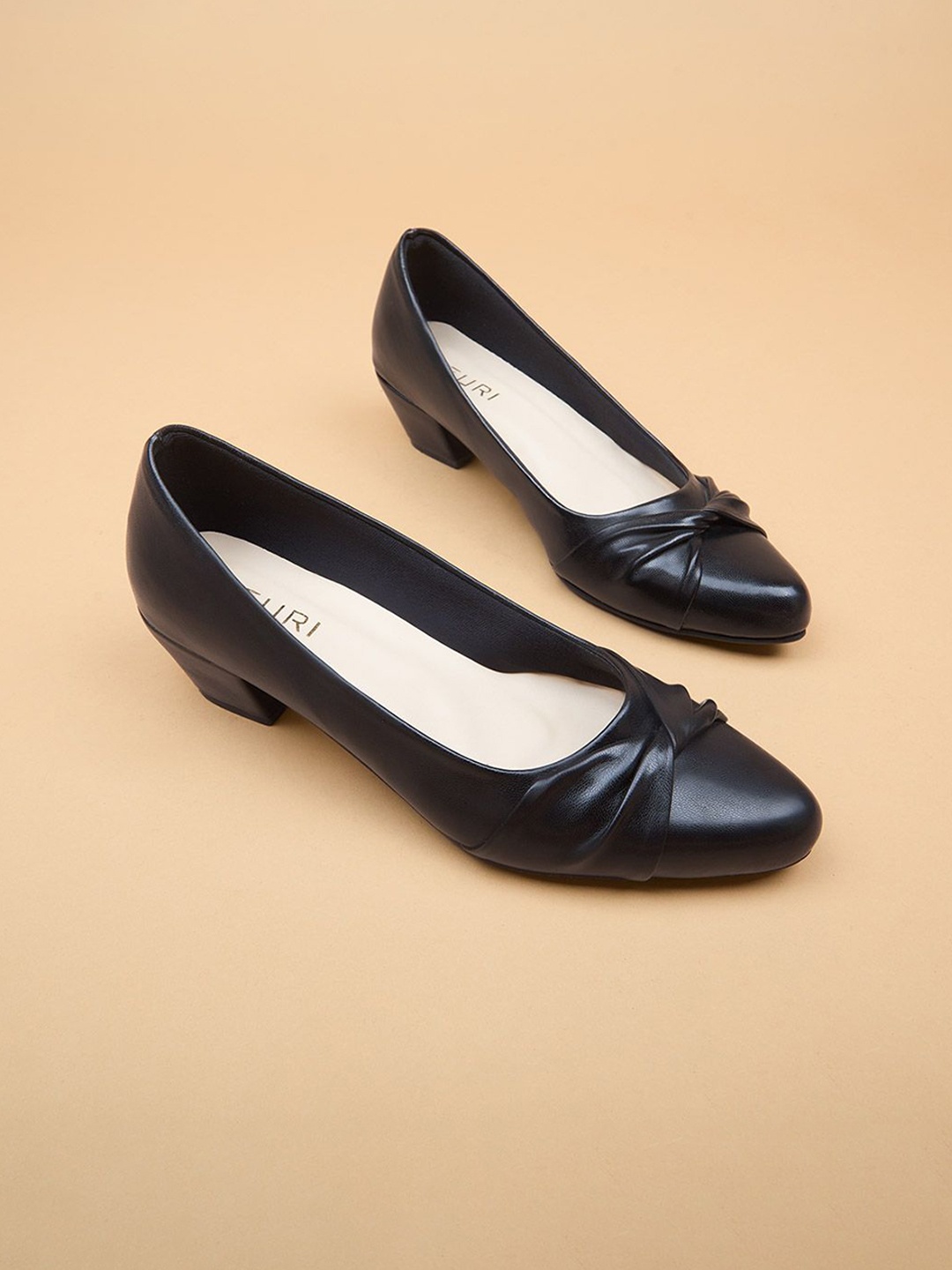 

Ozuri Solid Synthetic Heel Pumps, Black