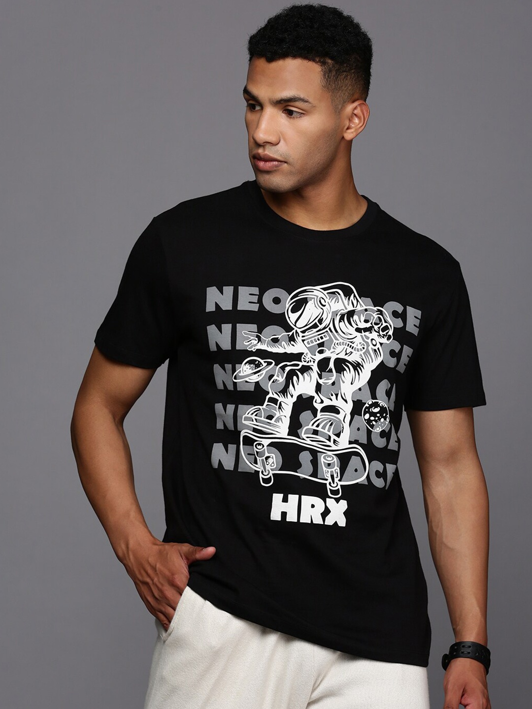 

HRX by Hrithik Roshan Men Graphic Printed Round Neck T-shirt, Black