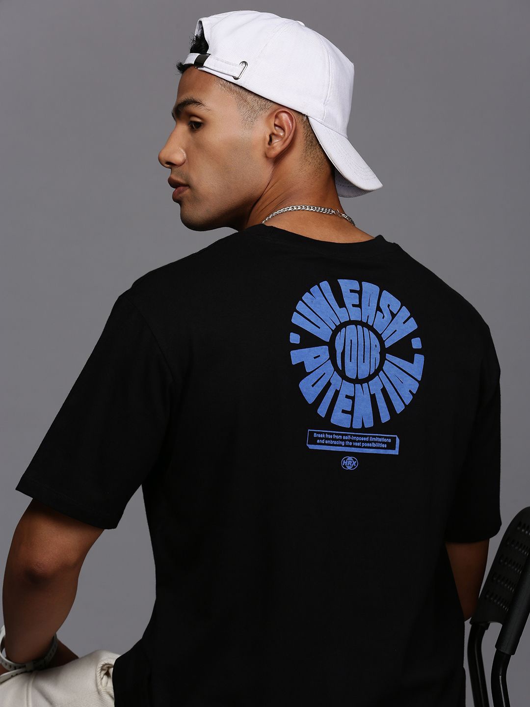 

HRX by Hrithik Roshan Men Typography Printed Round Neck Oversized T-shirt, Black