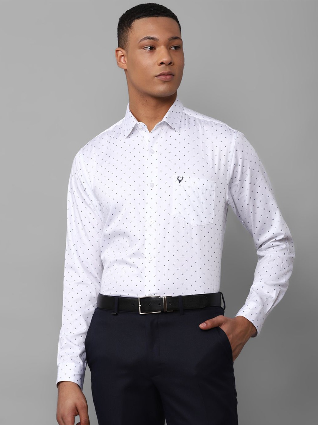 

Allen Solly Men Slim Fit Opaque Printed Formal Shirt, White
