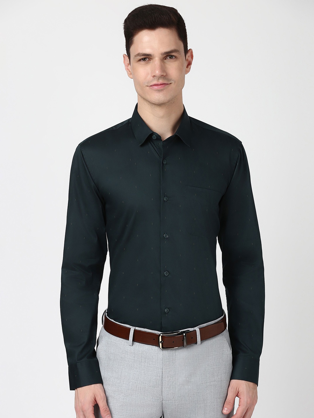 

Peter England Men Solid Opaque Formal Shirt, Green