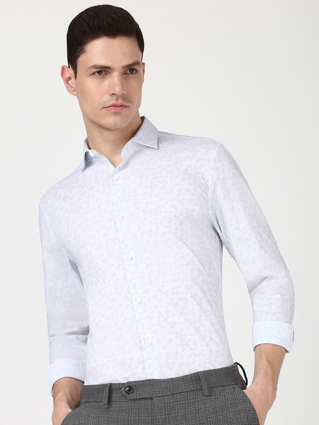 

Peter England Men Abstract Printed Slim Fit Opaque Formal Shirt, White