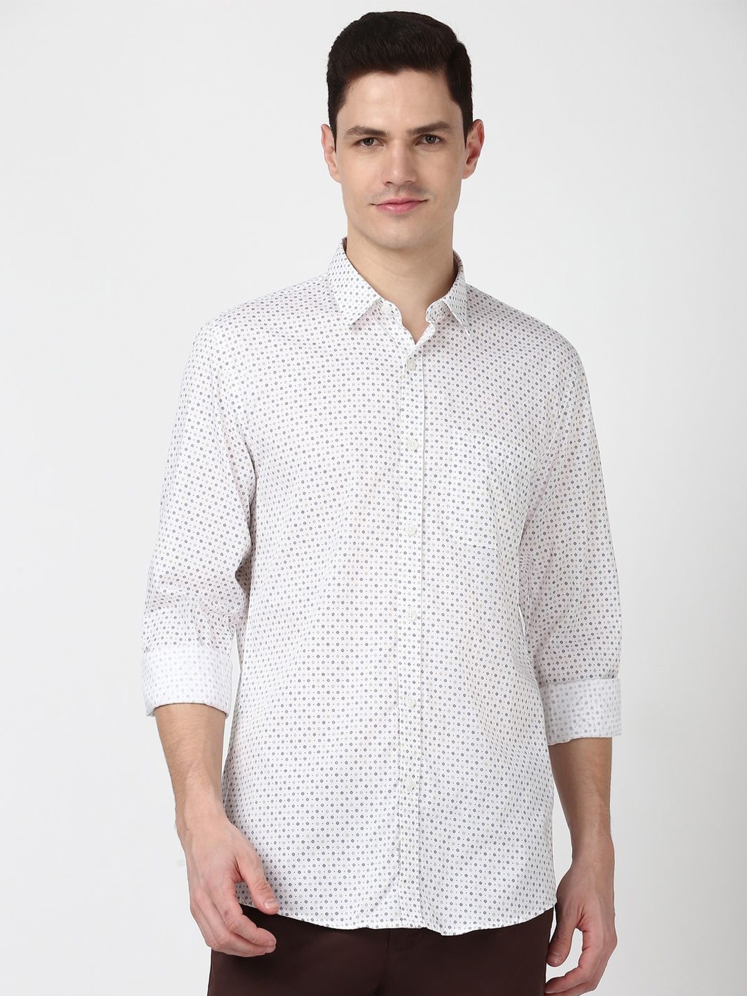 

Peter England Casuals Men Micro Ditsy Printed Slim Fit Opaque Casual Shirt, White