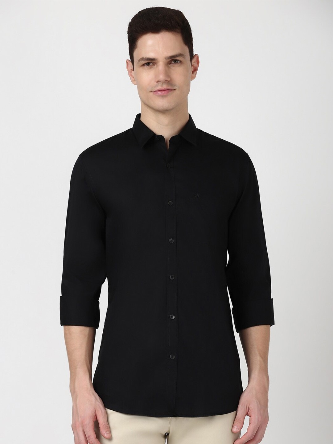 

Peter England Casuals Men Solid Slim Fit Opaque Casual Shirt, Black
