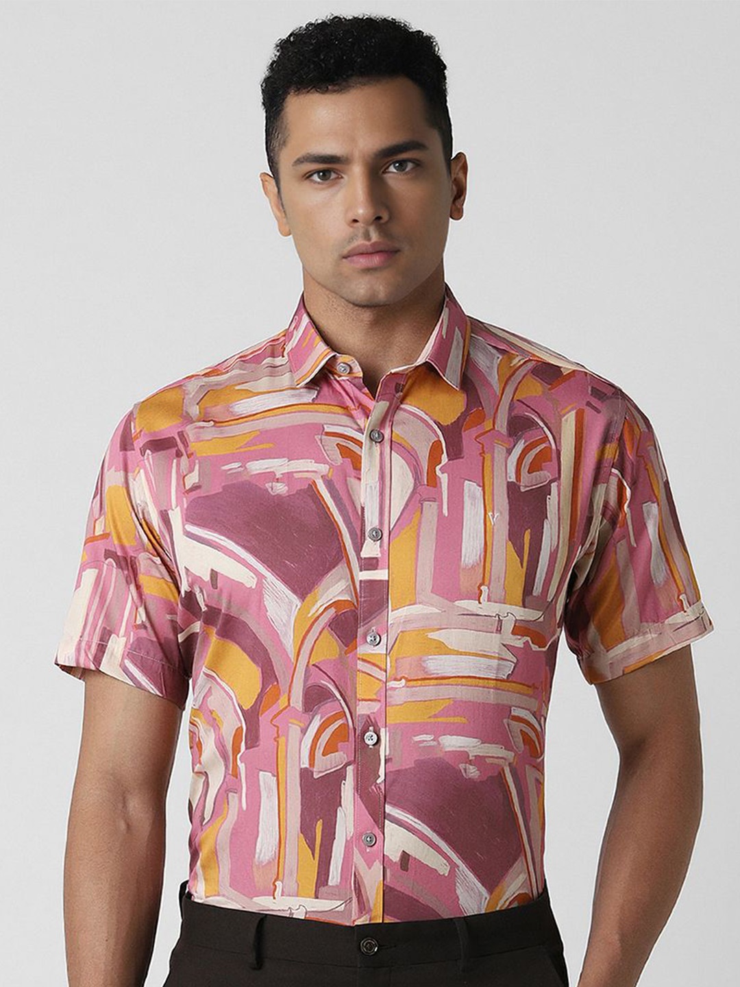 

V Dot Men Cotton Short Sleeves Slim Fit Printed Shirt, Pink