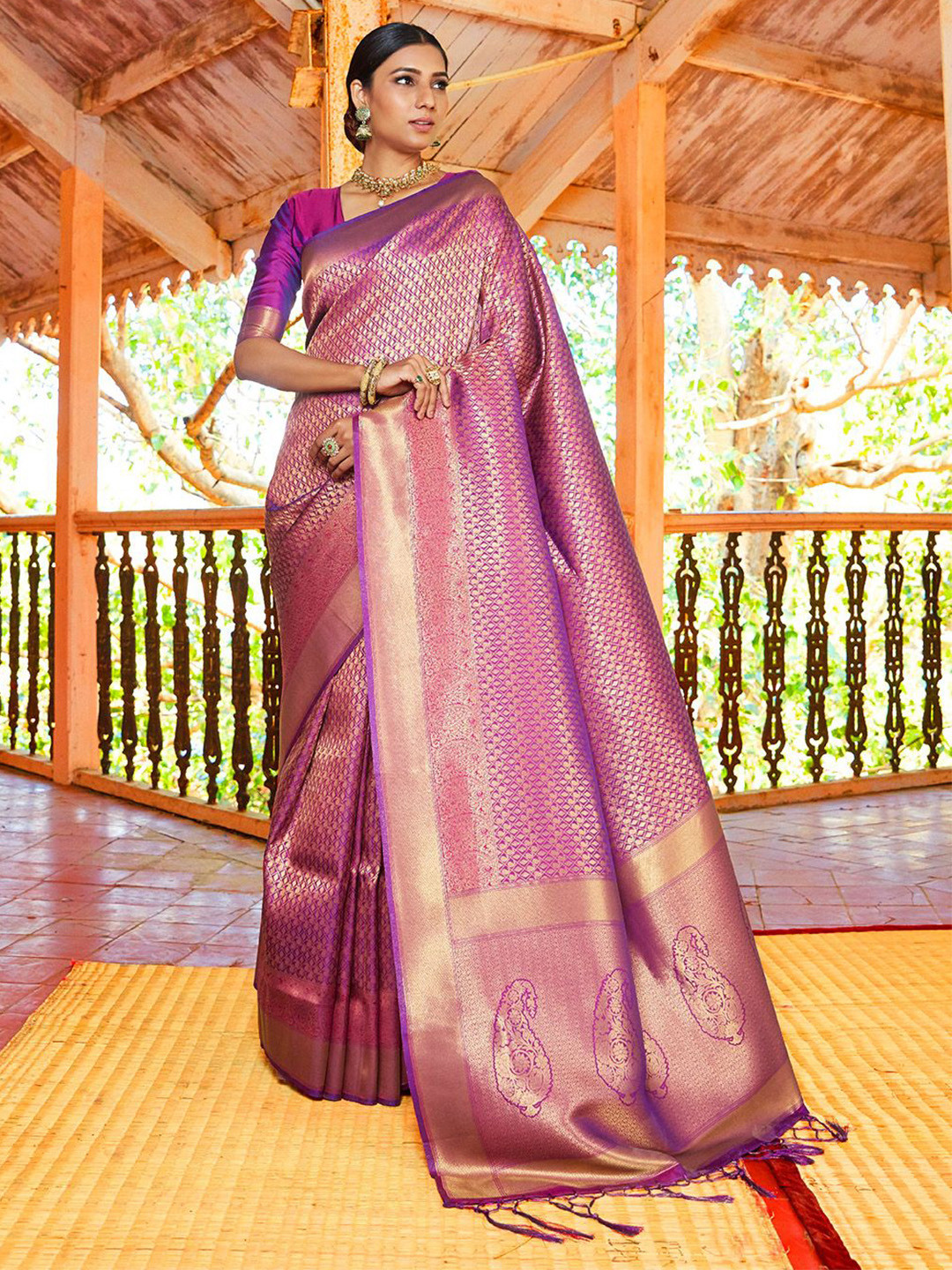 

Ishin Woven Design Zari Banarasi Saree, Purple
