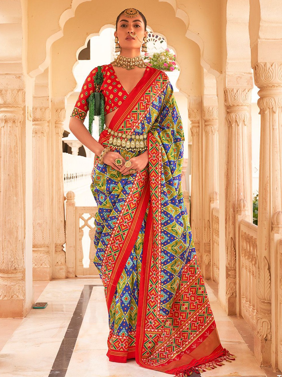 

Ishin Ethnic Motifs Patola Saree, Red