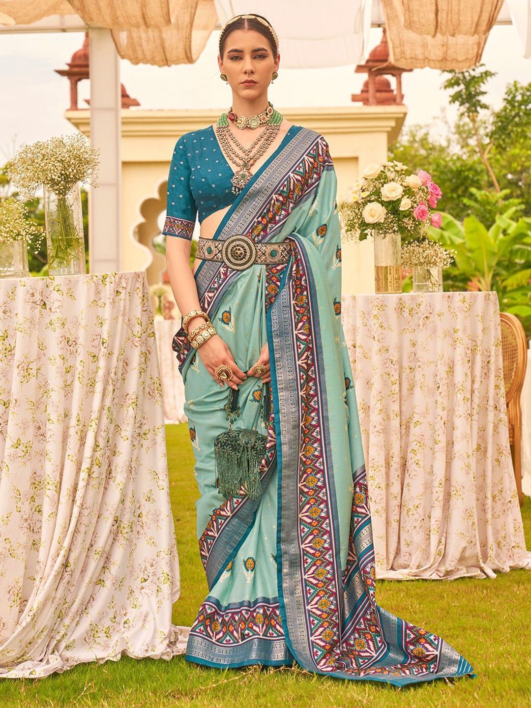 

Ishin Woven Design Zari Banarasi Saree, Blue