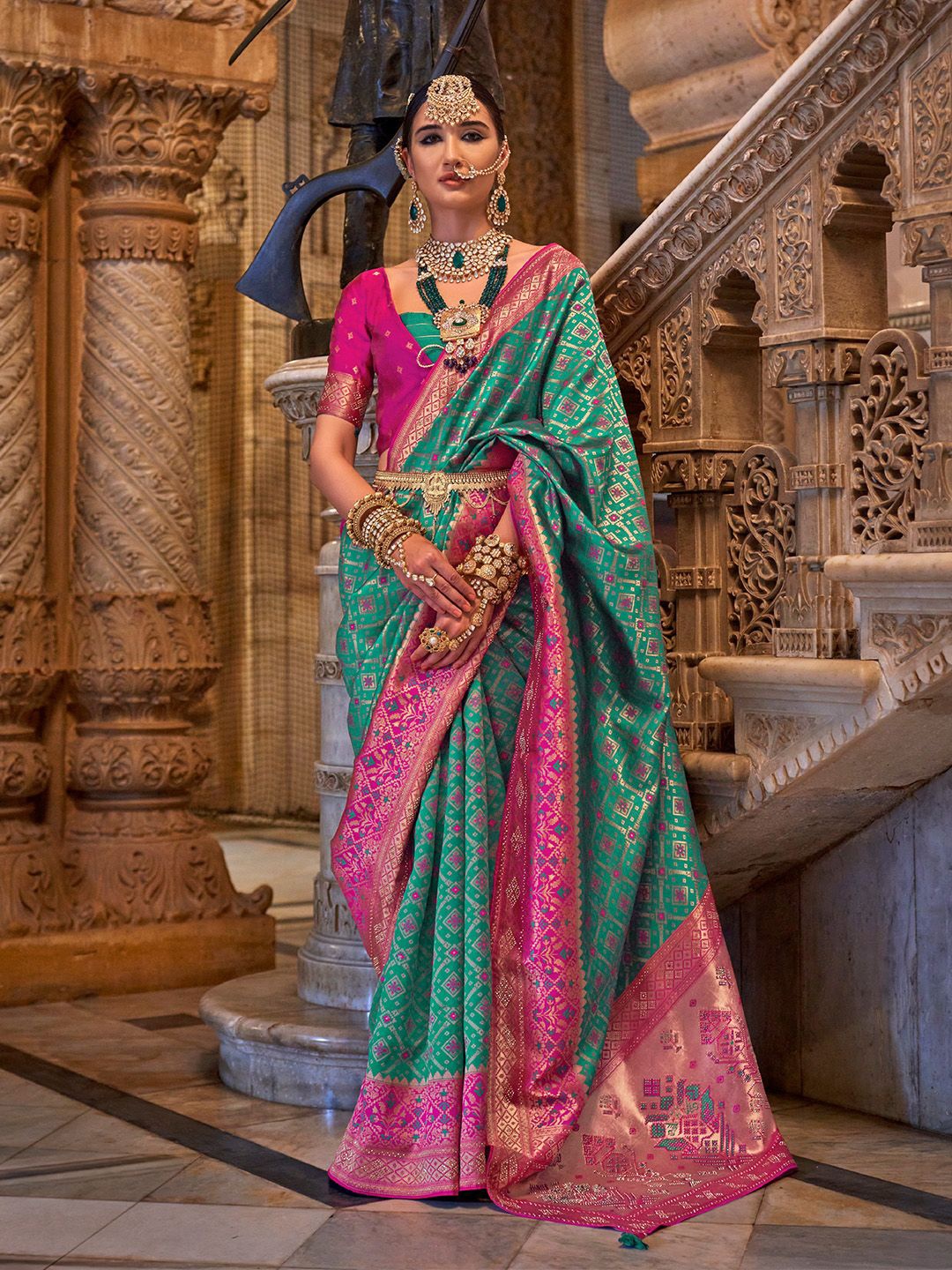 

Ishin Woven Design Zari Banarasi Saree, Green