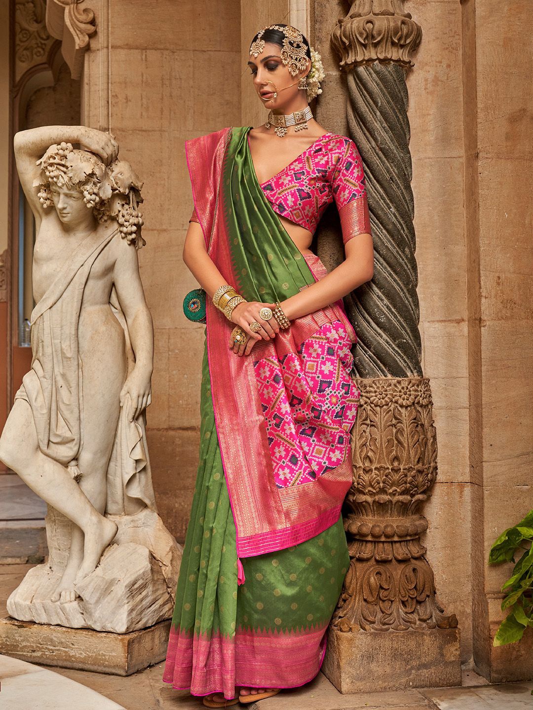 

Ishin Woven Design Zari Banarasi Saree, Green