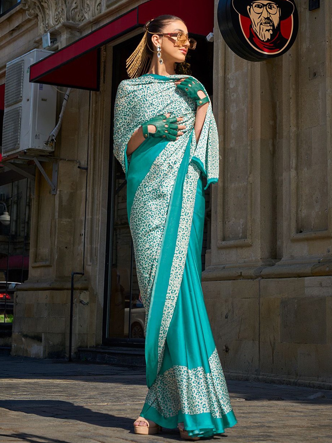 

Ishin Printed Satin Saree, Teal