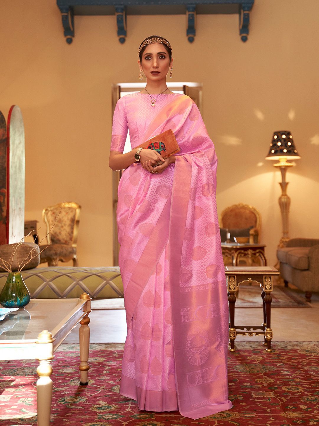 

Ishin Ethnic Motifs Zari Banarasi Saree, Pink