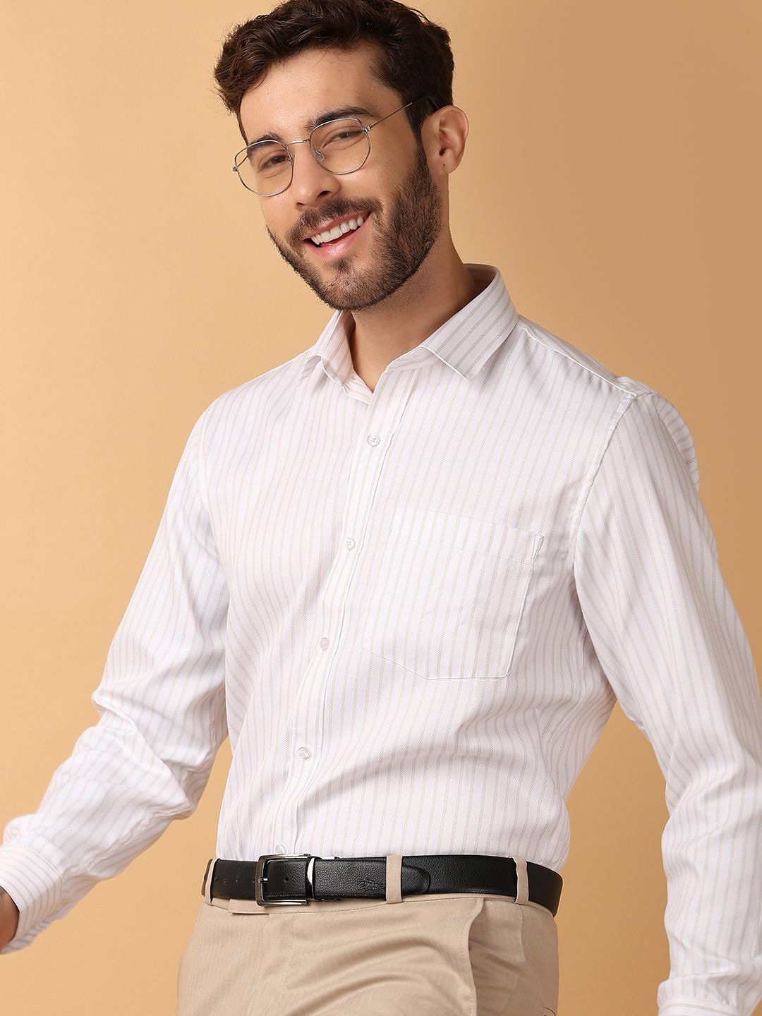 

J White by Vmart Men Vertical Stripes Striped Opaque Striped Formal Shirt