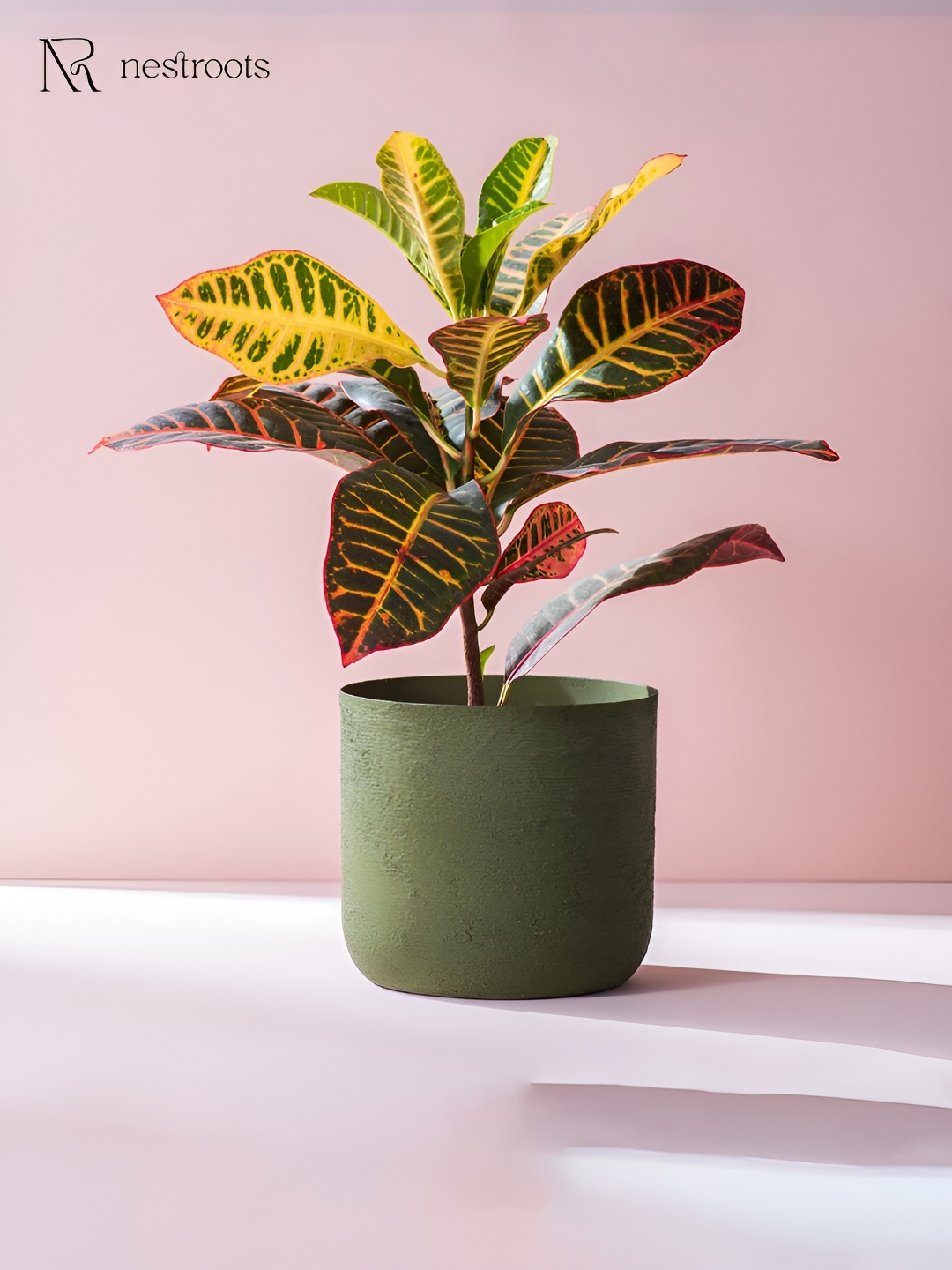 nestroots Green Steel Planters