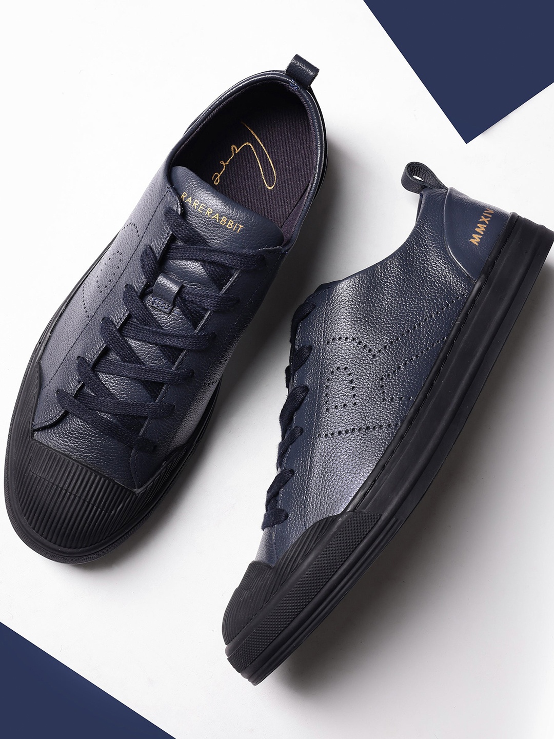 

RARE RABBIT Men Sauron Pro Colourblocked Leather Sneakers, Navy blue