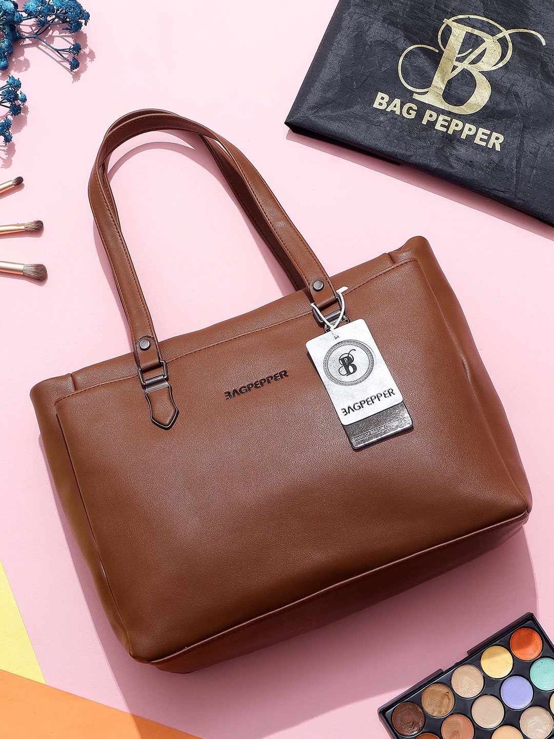 

Bag Pepper PU Oversized Swagger Hobo Bag with Applique, Tan