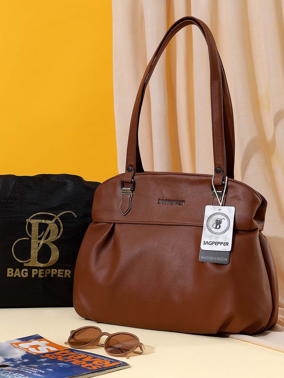 

Bag Pepper PU Structured Handheld Bag, Brown