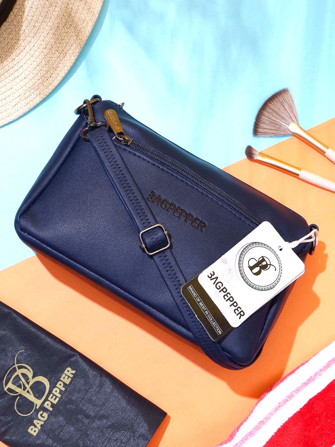 

Bag Pepper Colourblocked PU Structured Shoulder Bag with Applique, Navy blue