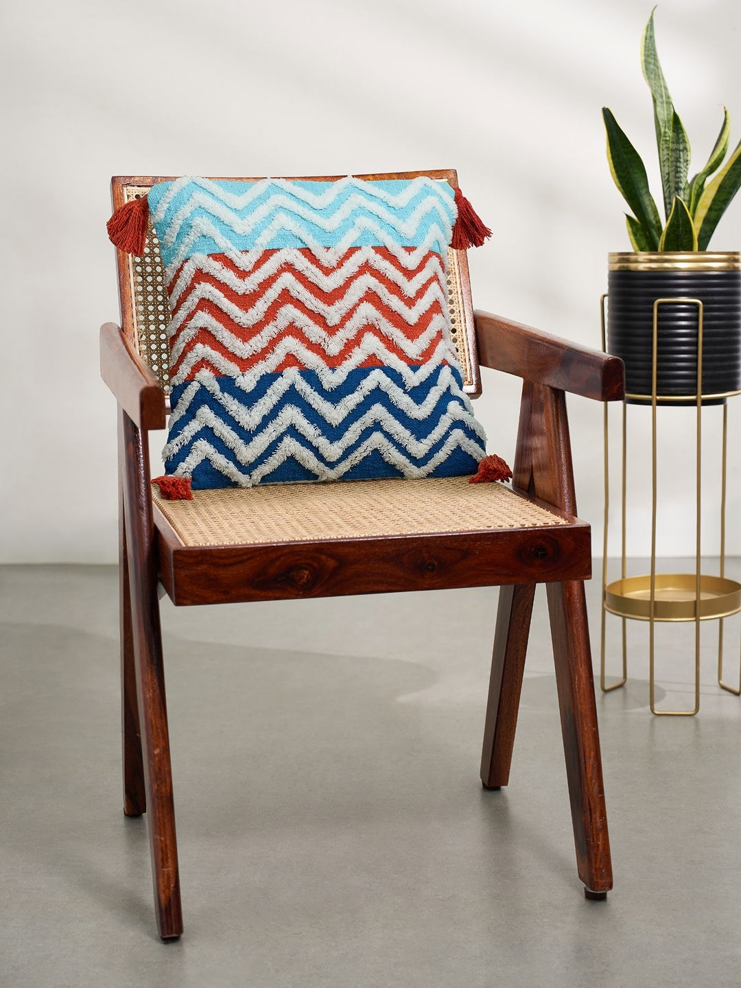 

Living scapes by Pantaloons Blue & White Striped Square Cushion Covers
