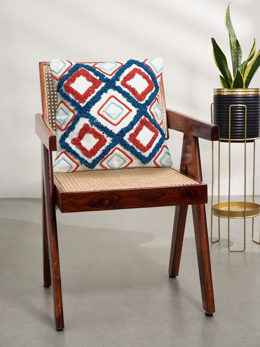 

Living scapes by Pantaloons Blue & White Geometric Square Cushion Covers