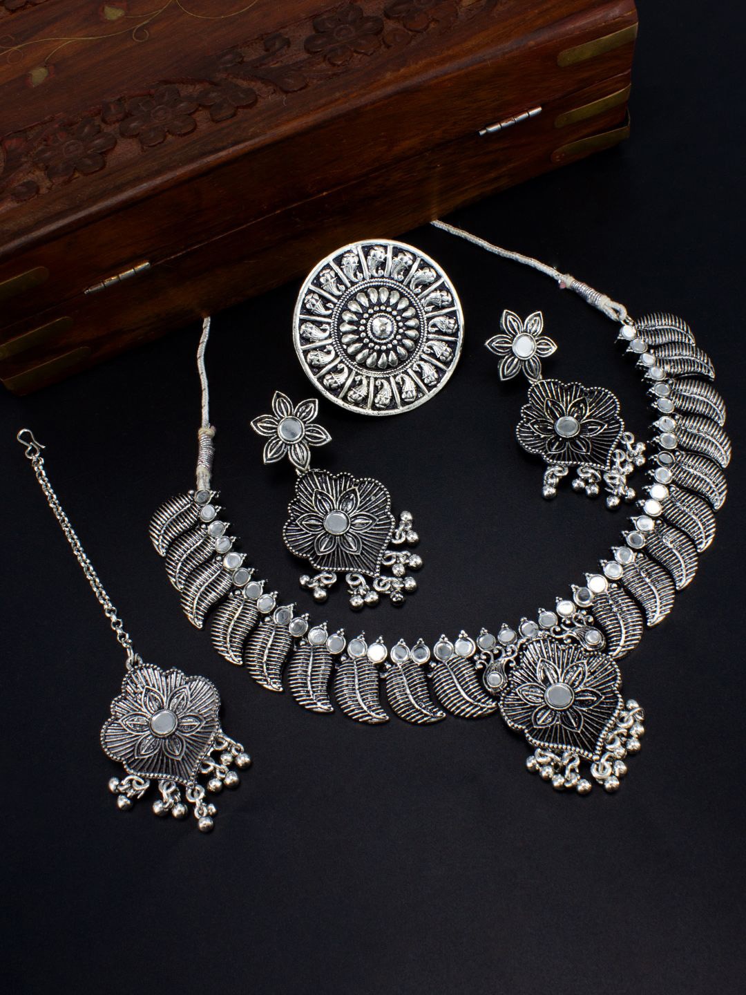 PRIVIU Oxidised Silver-Plated Jewellery Set for Women