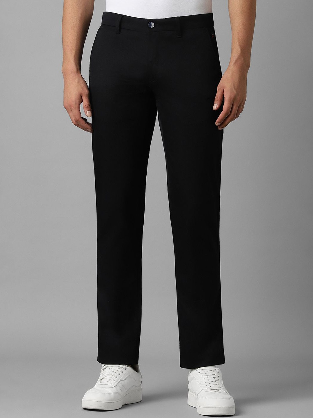 

Louis Philippe Sport Men Slim Fit Mid-Rise Trousers, Black