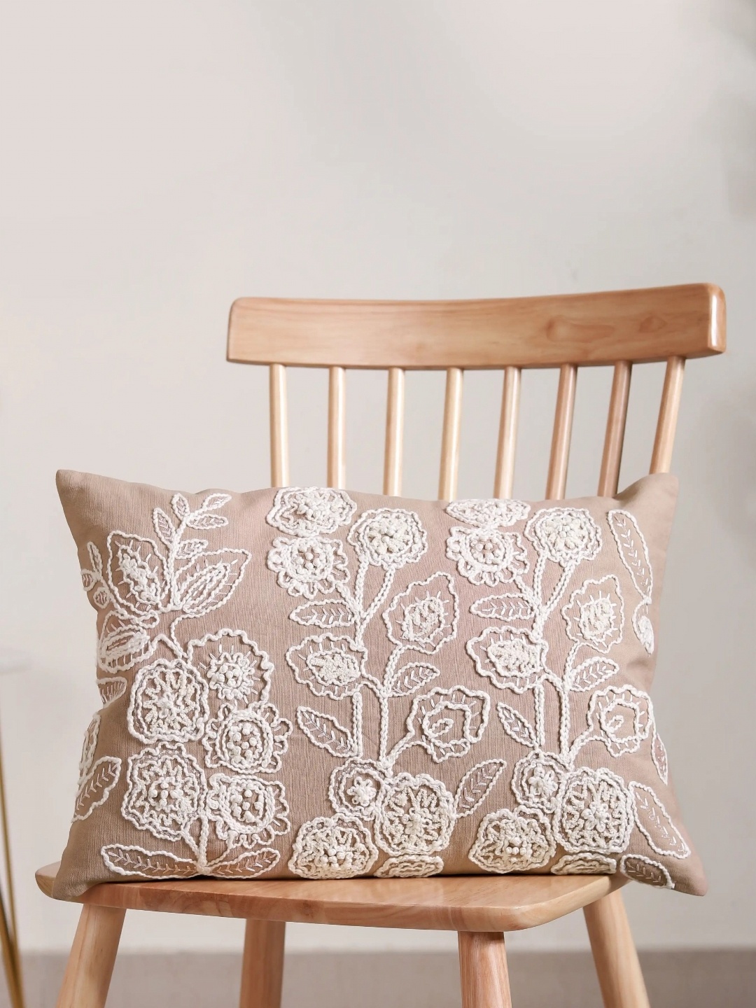 

Nestasia Beige & White Embroidered Rectangle Cushion Covers
