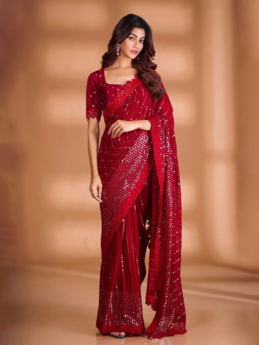 

TEEYA CREATION Embroidered Embellished Saree, Red