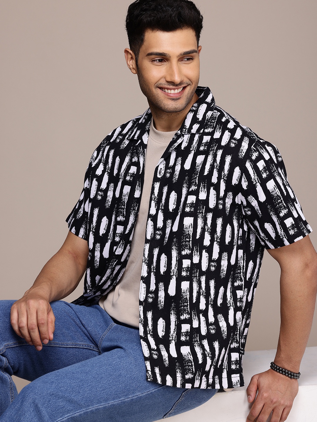 

WROGN Opaque Abstract Printed Pure Cotton Oversized Shirt, Black