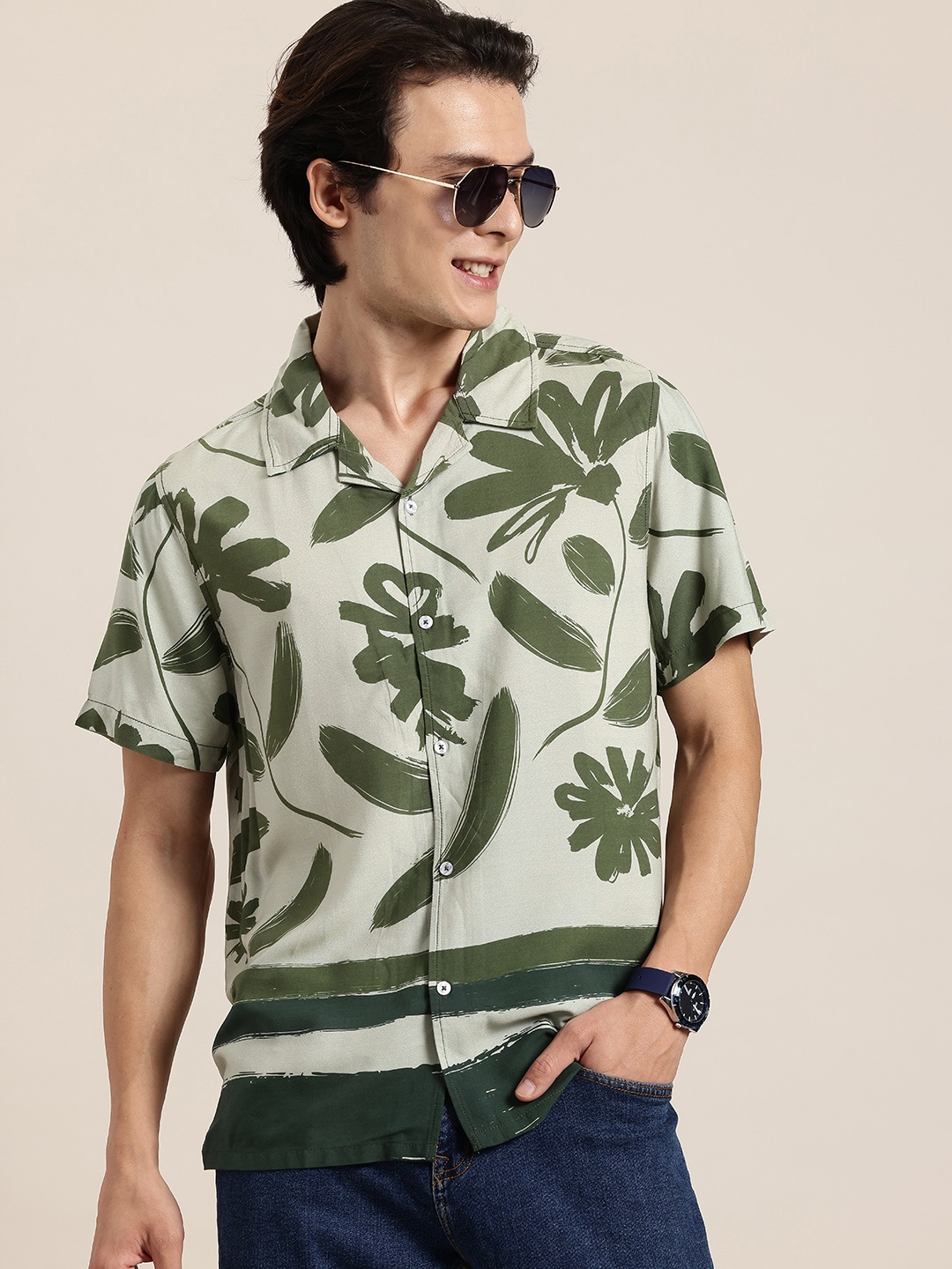 

HERE&NOW Men Floral Printed Relaxed Fit Casual Shirt, Green