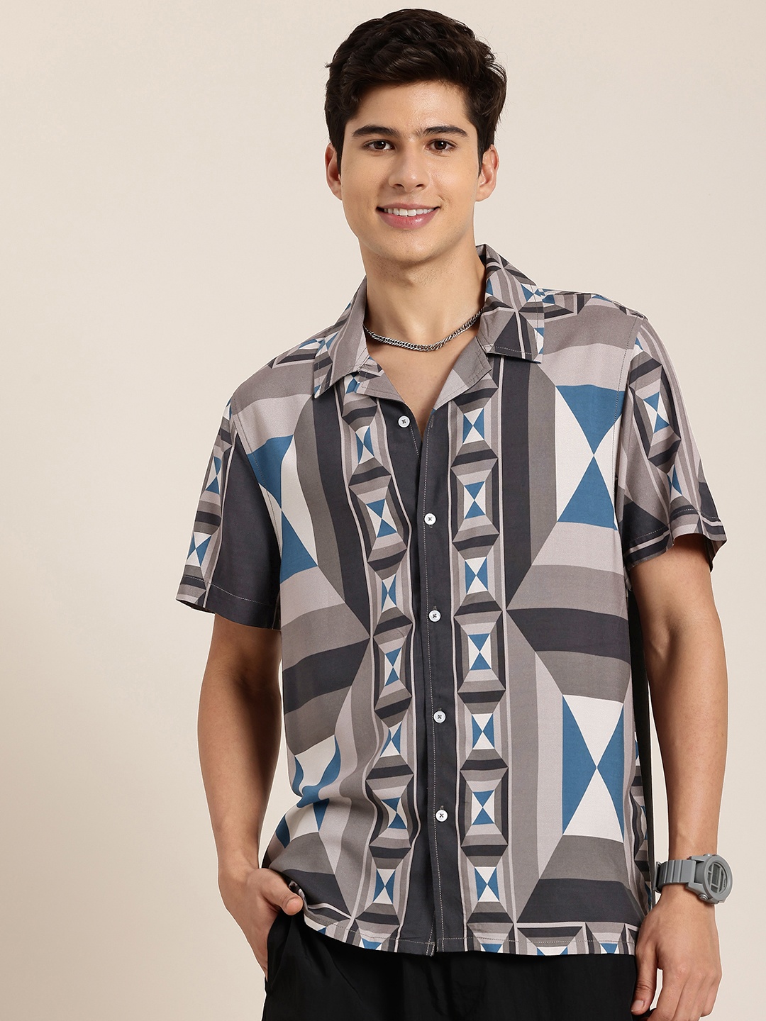 

HERE&NOW Opaque Geometric Printed Relaxed Fit Casual Shirt, Multi