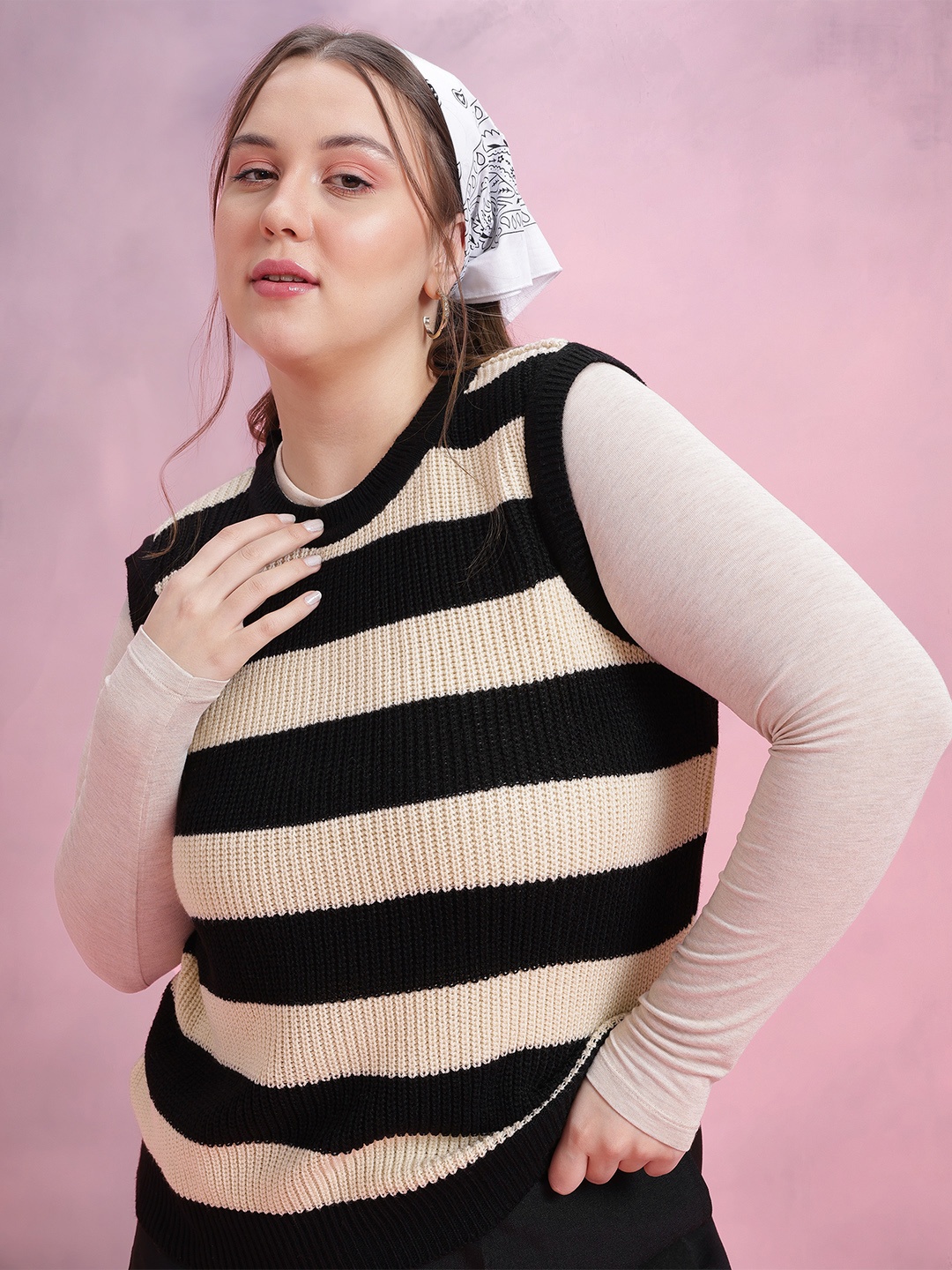 

DressBerry Curve Plus Size Striped Acrylic Sweater Vest, Black