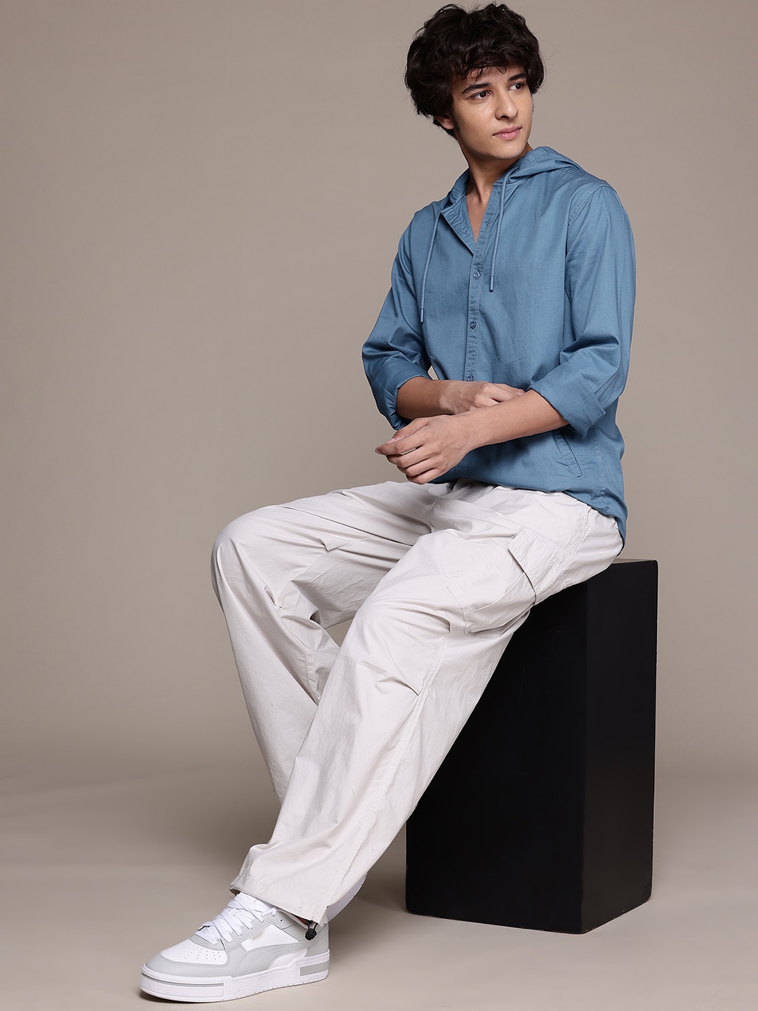 

The Roadster Lifestyle Co. Hooded Pure Cotton Casual Shirt, Blue