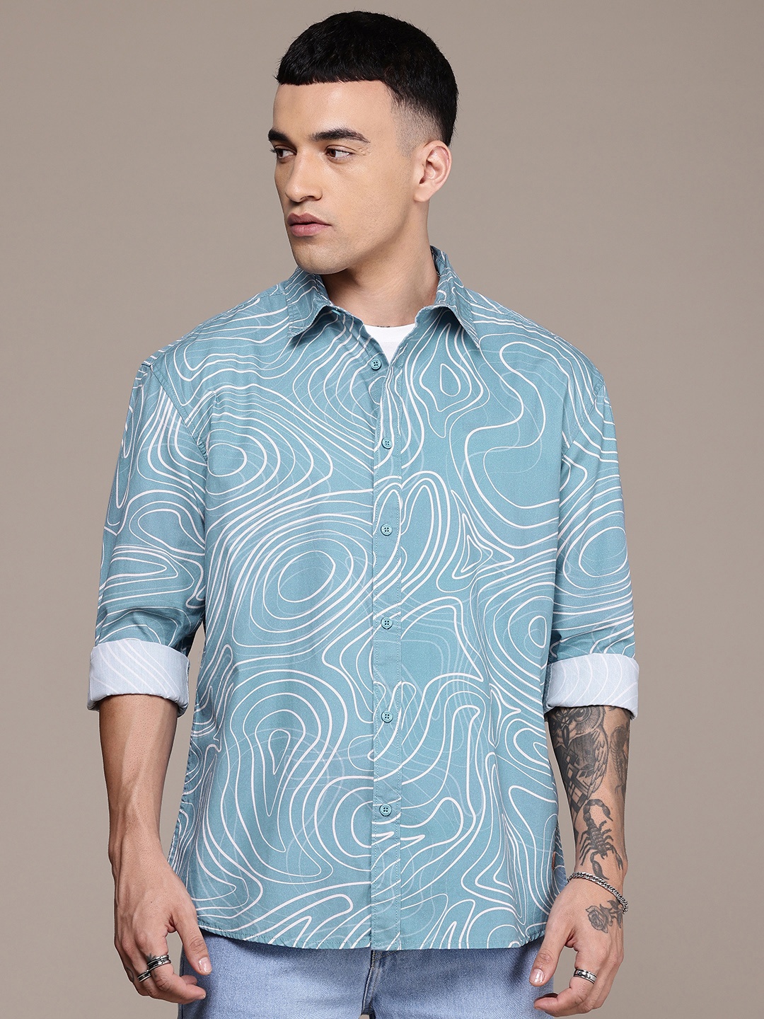 

The Roadster Life Co. Printed Drop Shoulder Sleeves Relaxed Fit Pure Cotton Casual Shirt, Blue