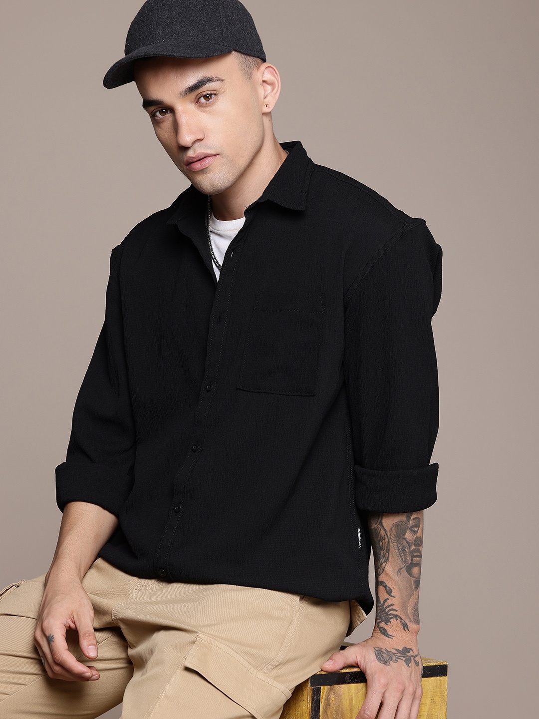 

The Roadster Life Co. Seersucker Cutaway Collar Casual Shirt, Black