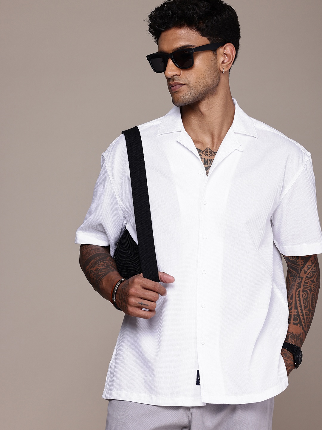 

The Roadster Life Co. Pure Cotton Self Design Textured Relaxed Fit Casual Shirt, White